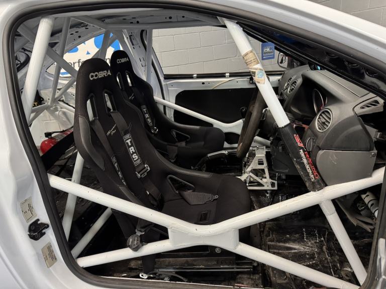 FORD FOCUS 2.5 RS White Manual Petrol 2009