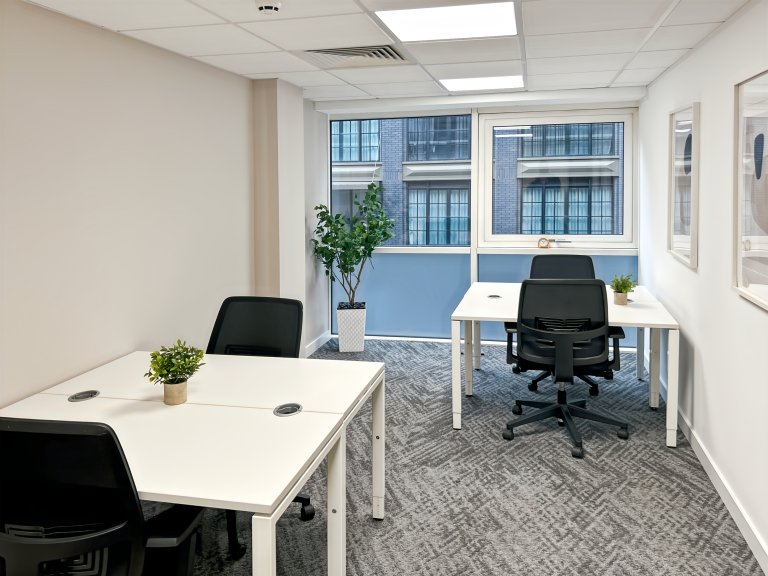 Manchester - M14DZ \ Private Office Available Immediately for 3 Workstations