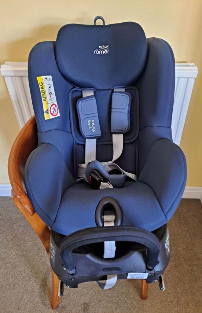 Britax Dualfix 2 R car seat 