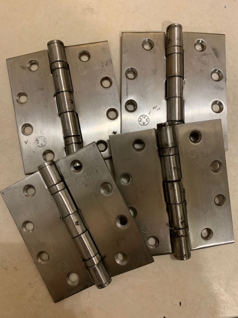 Top-quality job lot of 12 heavy-duty 4.5" x 4" stainless steel ball-bearing hinges