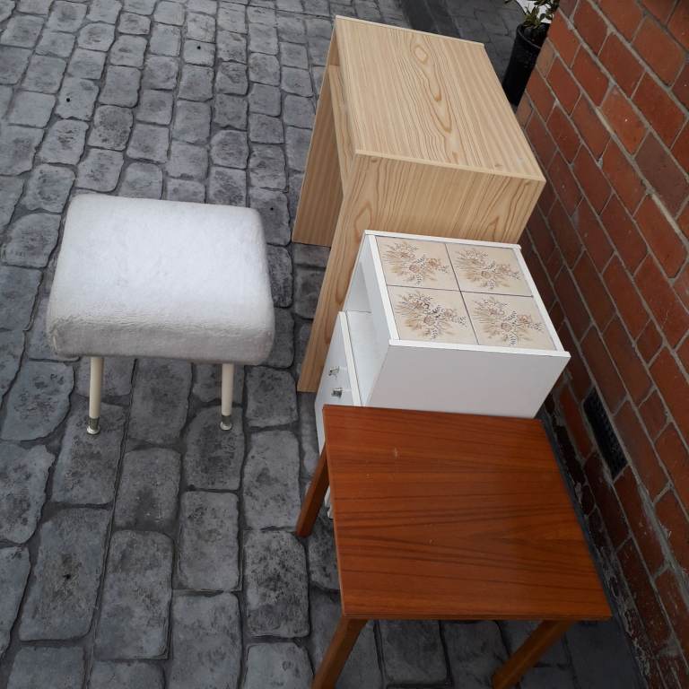 4 ITEMS OF FURNITURE DESK/STOOL/SIDE TABLE/TILE TOPPED CABINET. COULD DELIVER.