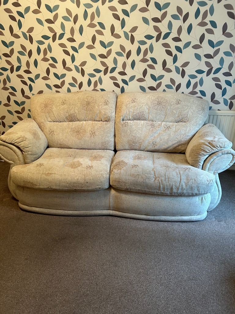 Free Cream Sofa