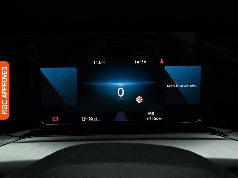 2022 Volkswagen Golf 1.5 TSI Life Hatchback 5dr Petrol Manual Euro 6 (s/s) (130 ps) Hatchback PET...