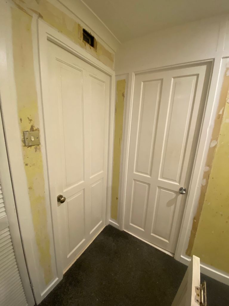 6 free doors 