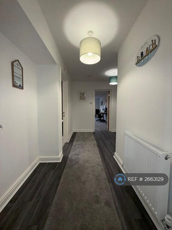 4 bedroom flat in Little Bedford Street, North Shields, NE29 (4 bed) (#2663129)