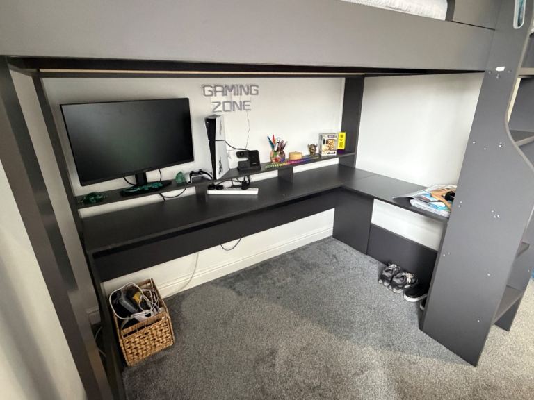 Gaming bed 