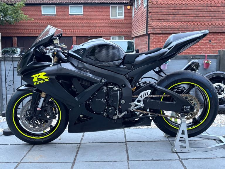 2009 Suzuki Gsxr 600 K8 track bike with V5