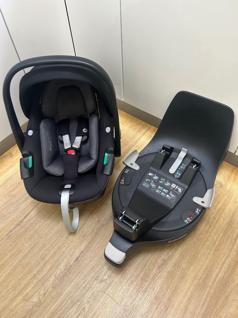 👶 Maxi Cosi I-Size Pebble 360 Car Seat - Essential Black + FamilyFix 360 Base