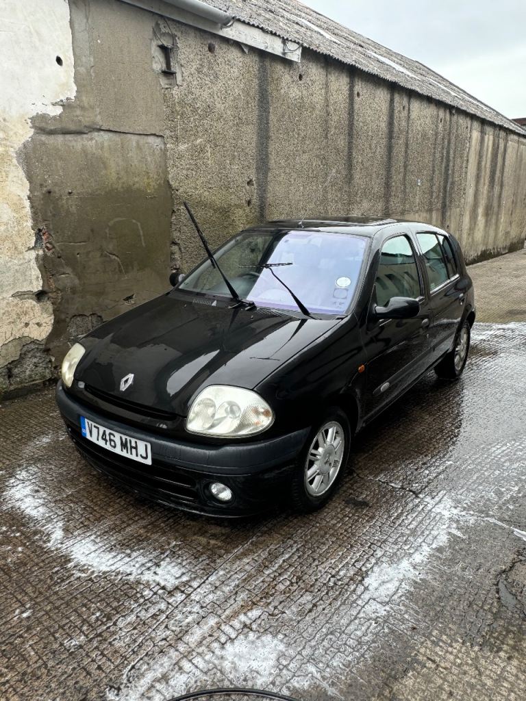 Renault, CLIO, Hatchback, 2000, Semi-Auto, 1598 (cc), 5 doors