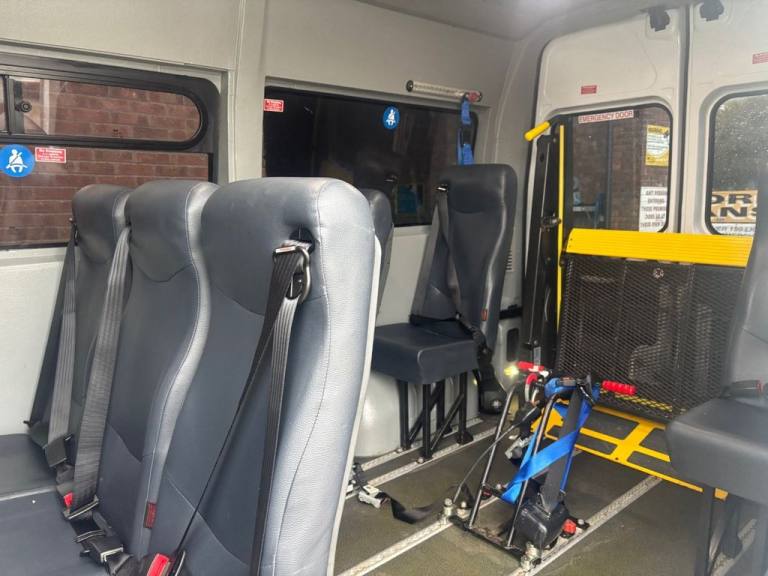 2020 70 RENAULT MASTER MM35 DCI M.W.B 9 SEATER MINIBUS ELEC CHAIR RAMP BUS  DIES