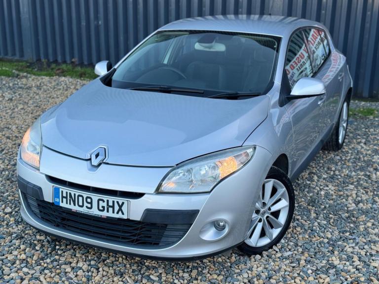 2009 Renault Megane 1.9 dCi Privilege Euro 4 5dr HATCHBACK Diesel Manual