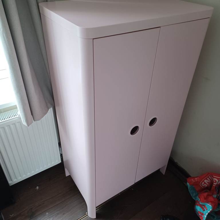 GIRLS IKEA WARDROBE PINK WITH MATCHING DRAWERS 