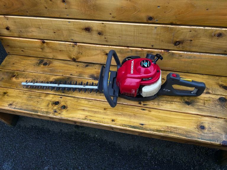 Honda HHH25 4 Stroke Hedge Trimmer