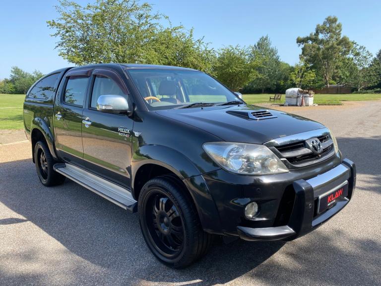 2007 Toyota Hilux G Vigo Pickup D-4D 4WD  Invincible 3.0 Diesel Automatic