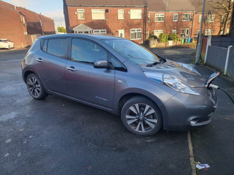 Nissan, LEAF, 30kwh Hatchback, 2017, top spec 5 doors