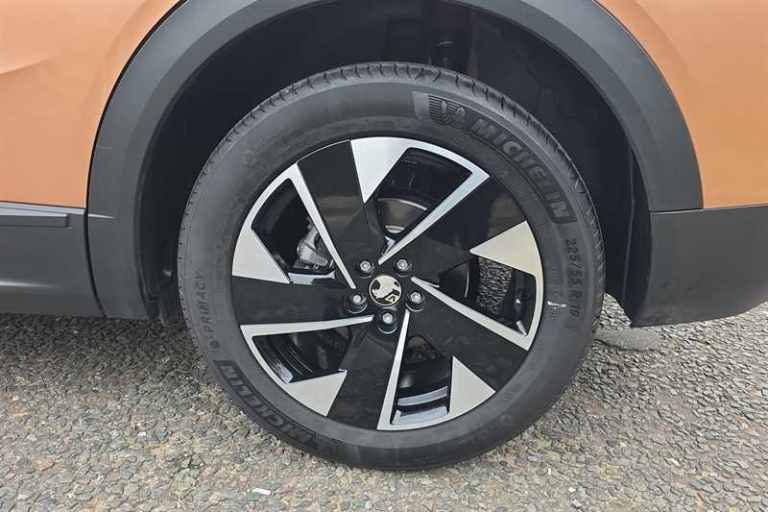 2025 Vauxhall Grandland 1.2 Hybrid [136] Ultimate 5dr e-DCT6 [Pan Roof] HATCHBACK PETROL Automatic