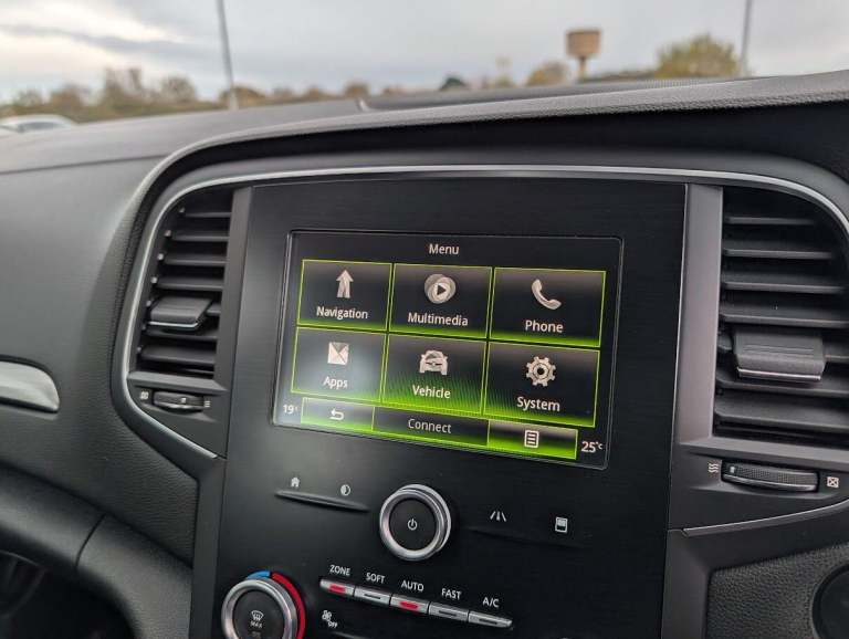 2017 Renault Megane 1.6 dCi Dynamique Nav 5dr ESTATE DIESEL Manual