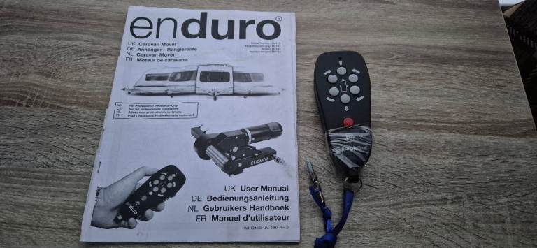 ENDURO PURPLELINE motor mover for caravan single axle.