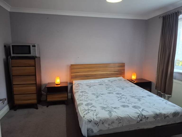 Double room for rent in Northolt