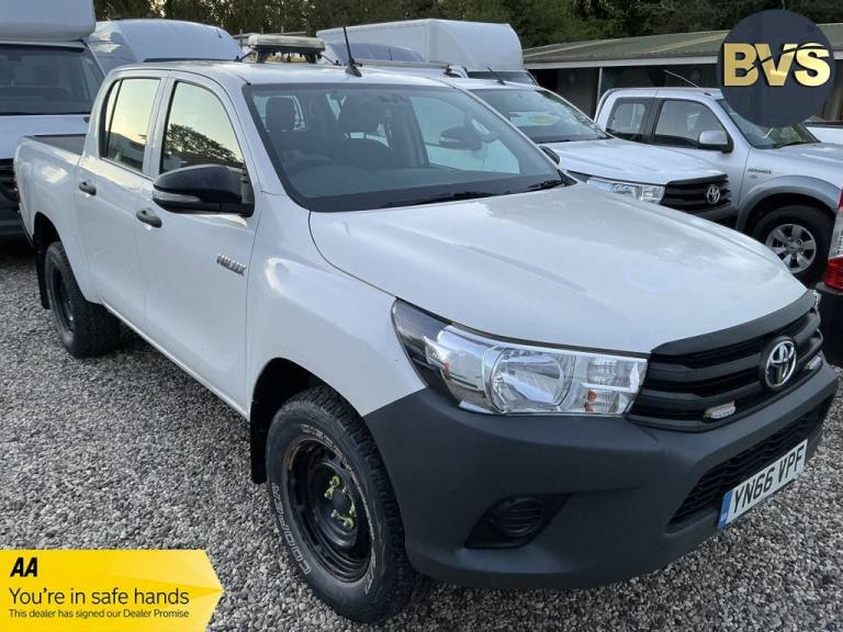 2016 Toyota Hilux 2.4 D-4D Active Pickup Double Cab 4dr Diesel Manual 4WD Euro 6 (150 ps) Pickup ...