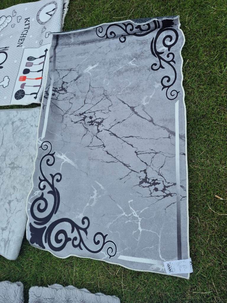 Rugs each £5