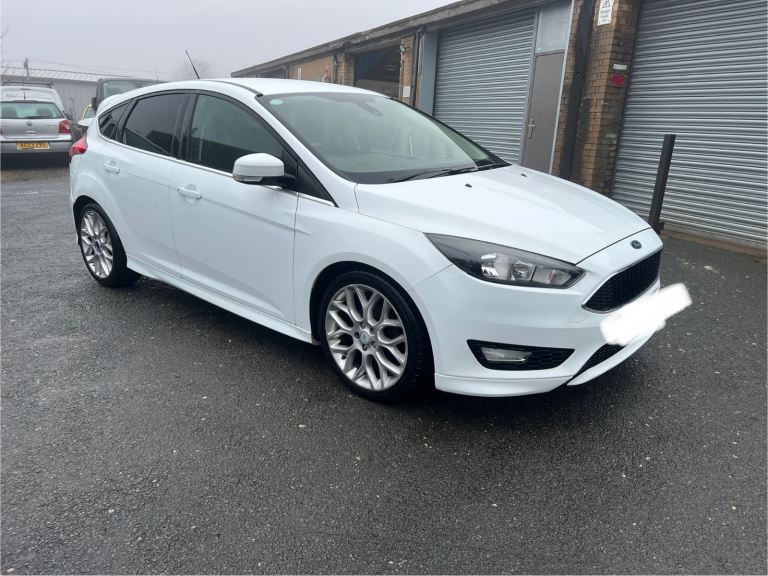 2016 ford focus st zetec s tdci breaking all parts available 