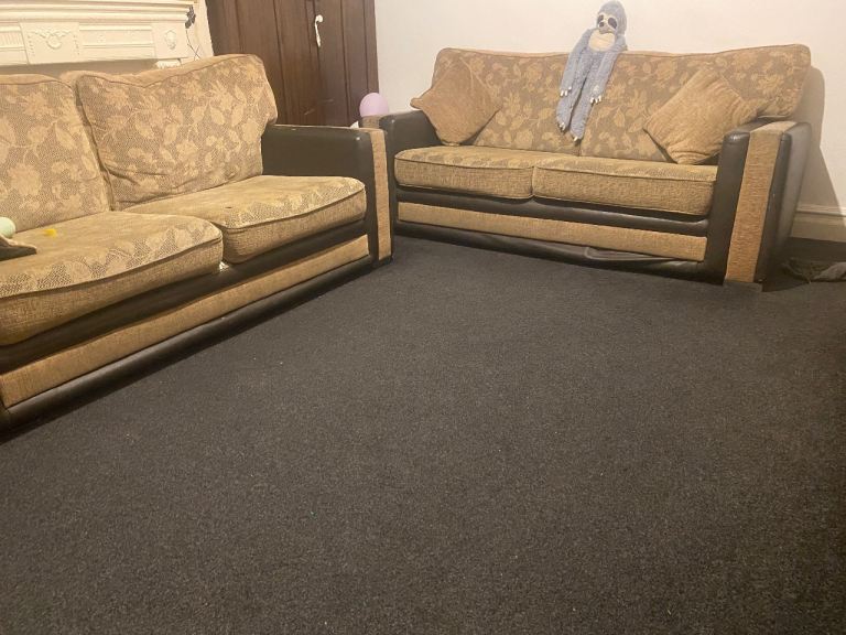Spacious Room Available in Clean & Friendly Home