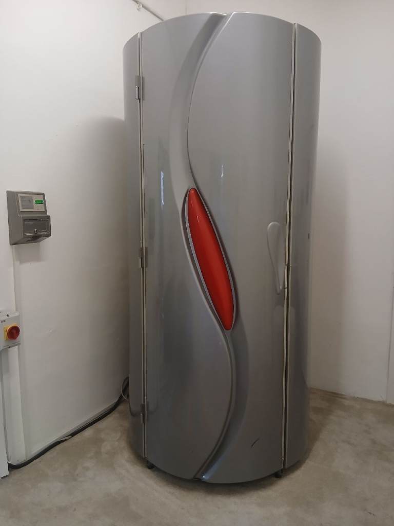 Stand Up Symphony Sunbed 