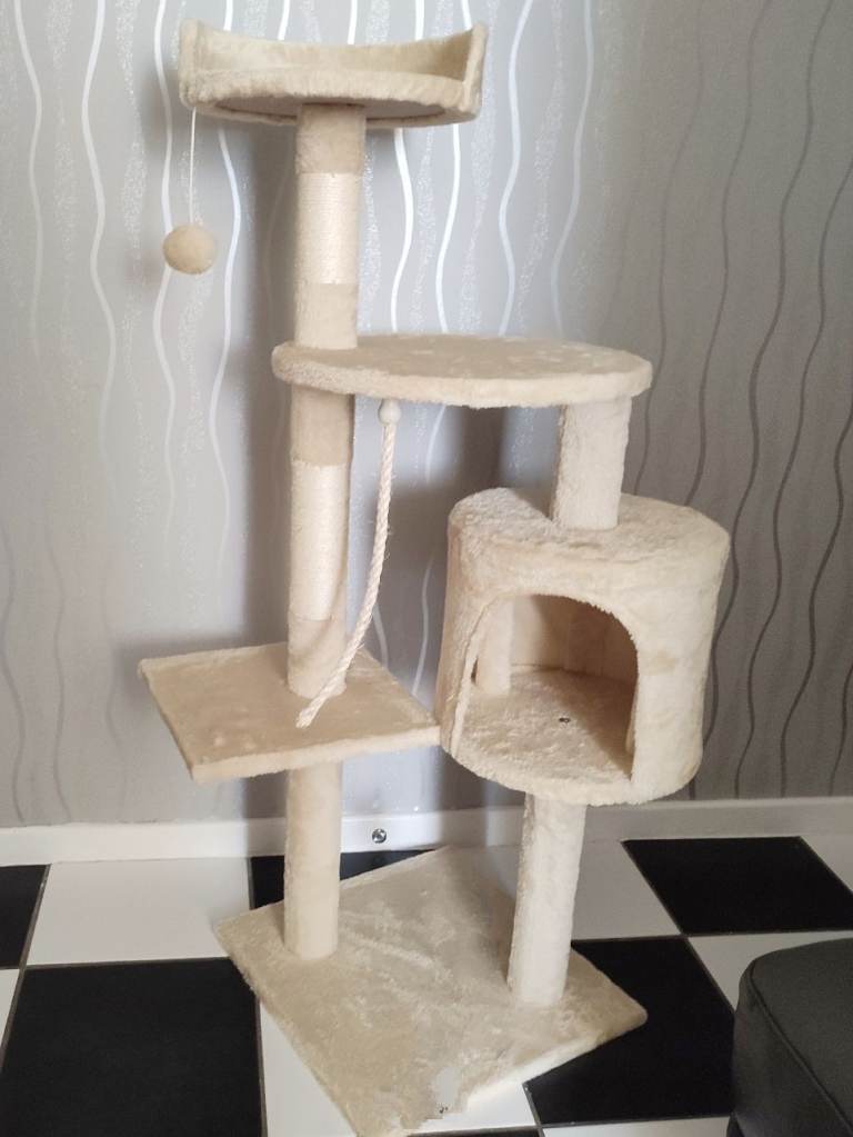 Cat tree 