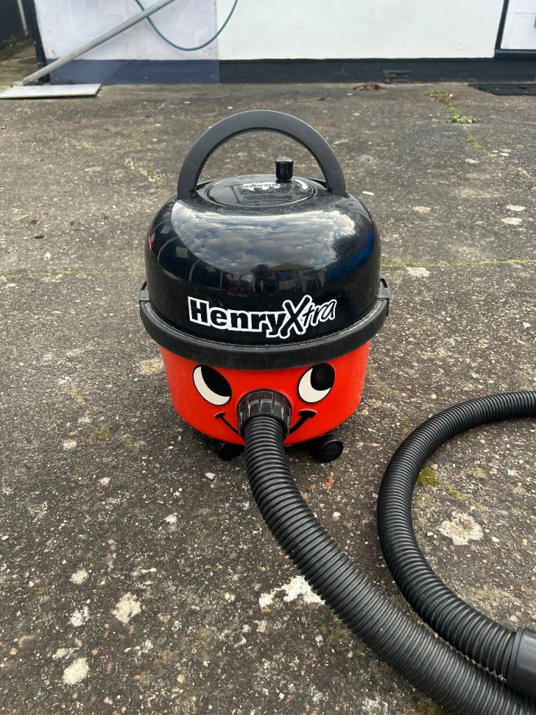 Henry Xtra HVX200-11 - Brilliant Hoover - Excellent Condition