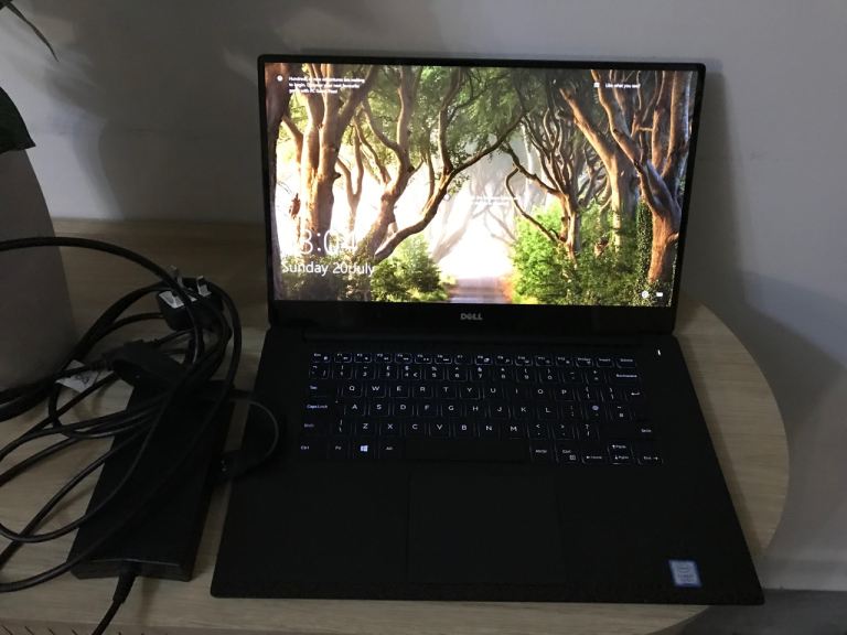 Dell Precision 15.6”inch 4K Touch Screen Laptop: 512gb  SSD, Core i7, 16GB RAM, Windows 10 Pro