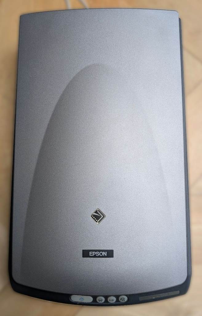 Epsom Perfection 2400 PHOTO scanner