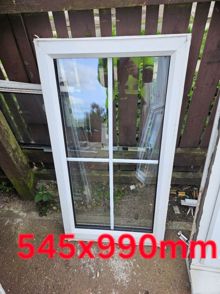 Upvc windows bargain £35 each 