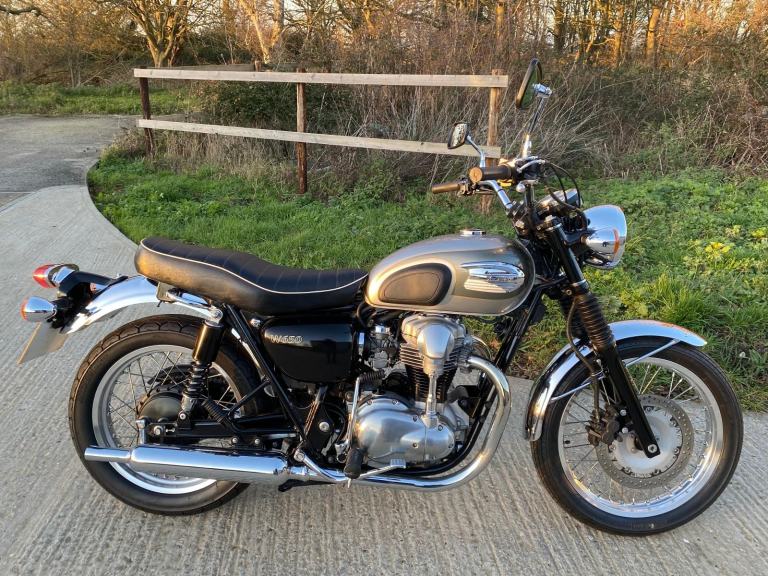 KAWASAKI W650 EJ650-C4, 2002, 10,180 MILES, SERVICE HISTORY, CLEAN++ RESERVED ++