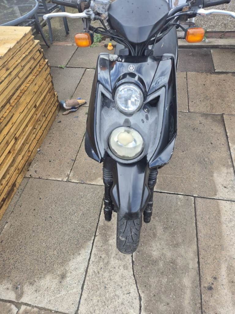 Yamaha bws 125 fuel injected 4 stroke scooter 