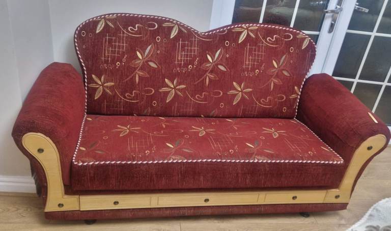 Free sofa / settee x3