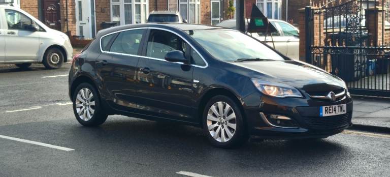 Vauxhall Astra elite 2014 1.6d ulez free new mot 