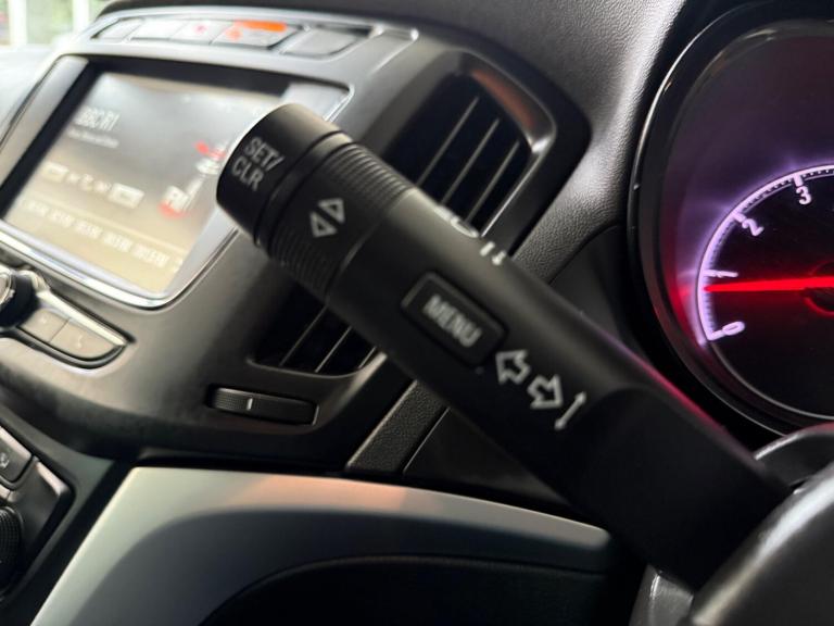 2017 Vauxhall Zafira 1.4T SRi Nav 5dr Auto MPV PETROL Automatic