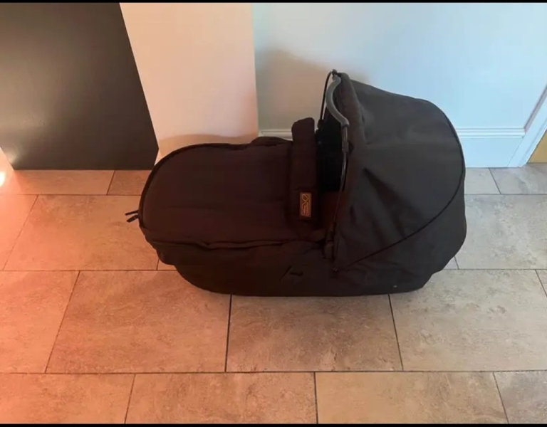 Mountain Buggy Duet Carrycot x 2 - Twin