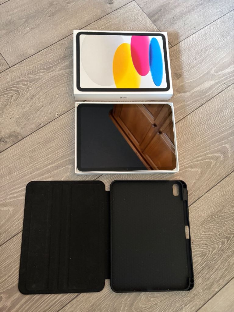 128gb Apple iPad 2025 WiFi with Box and Case – As Good As New