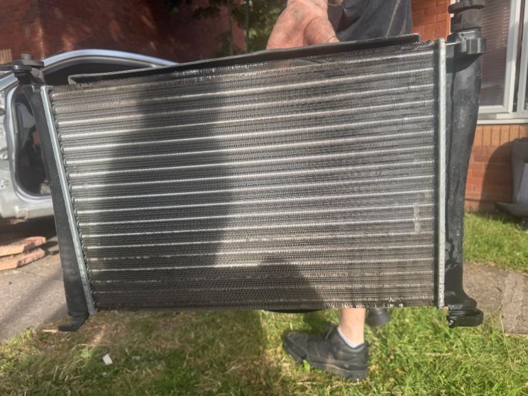 ford fiesta 06 radiator