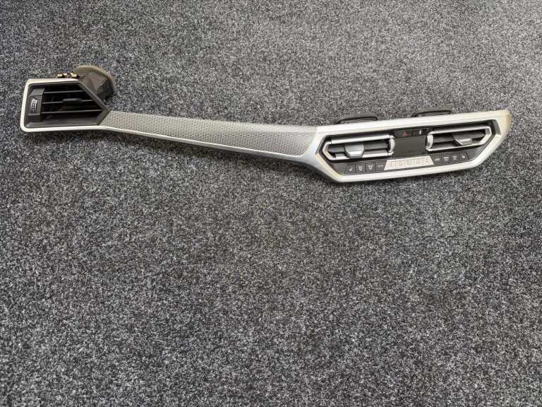 BMW Dashboard Trim Air Vent & Climate Control Panel – Genuine OEM – Excellent Condition