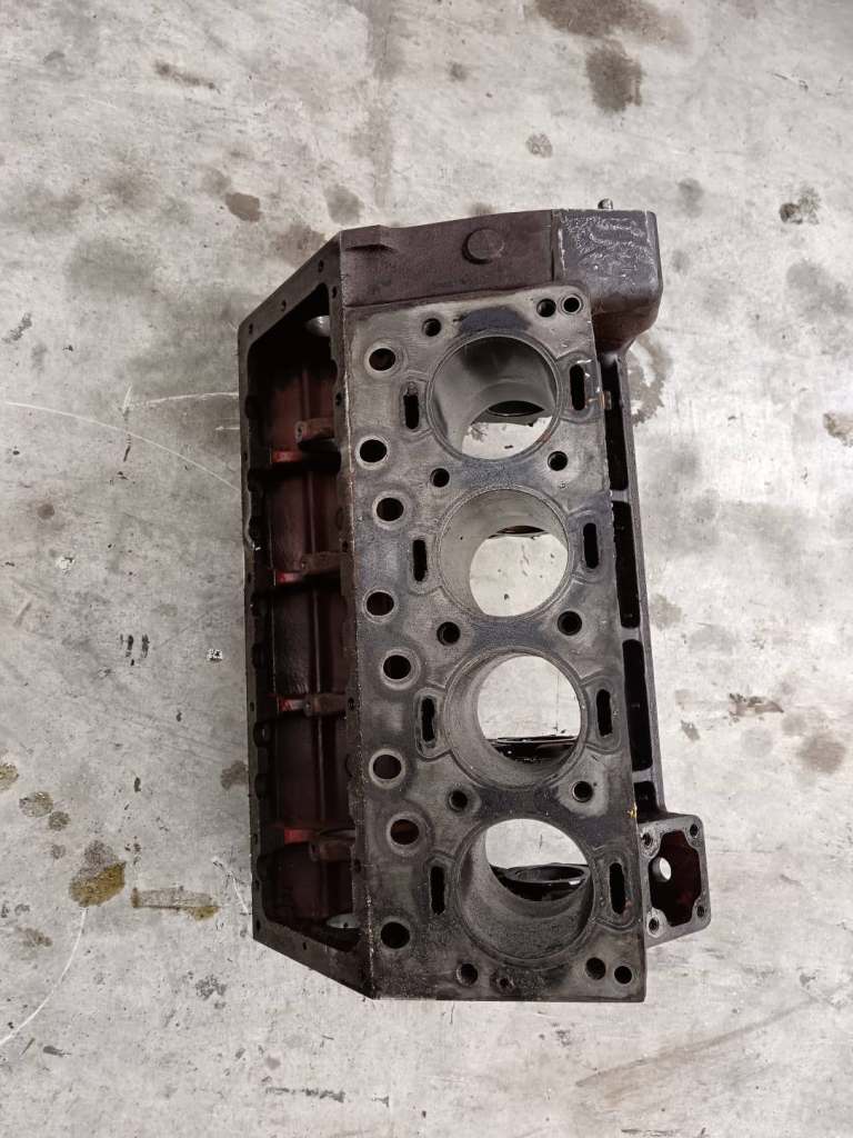 Engine block Daimler v8