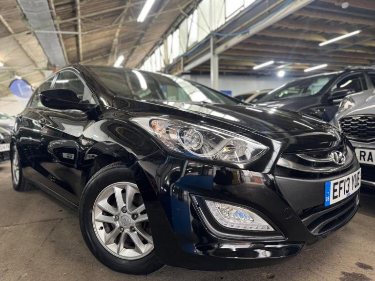 2013 Hyundai i30 1.6 CRDi Blue Drive Active Hatchback 5dr Diesel Manual Euro 5 (s/s) (110 ps HATC...