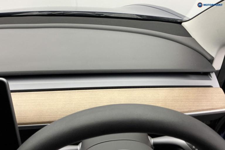 2022 Tesla Model 3 Long Range AWD 4dr Auto SALOON ELECTRIC Automatic