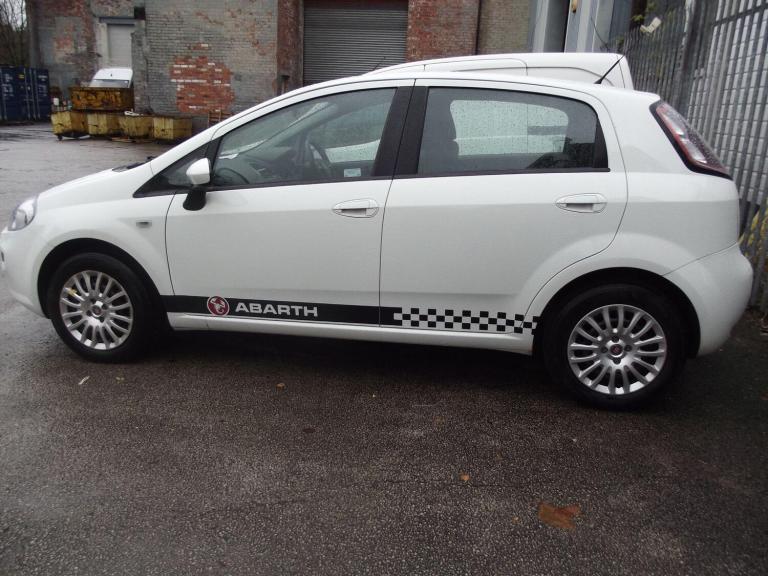 2014 Fiat Punto 1.2 Pop 5dr HATCHBACK PETROL Manual