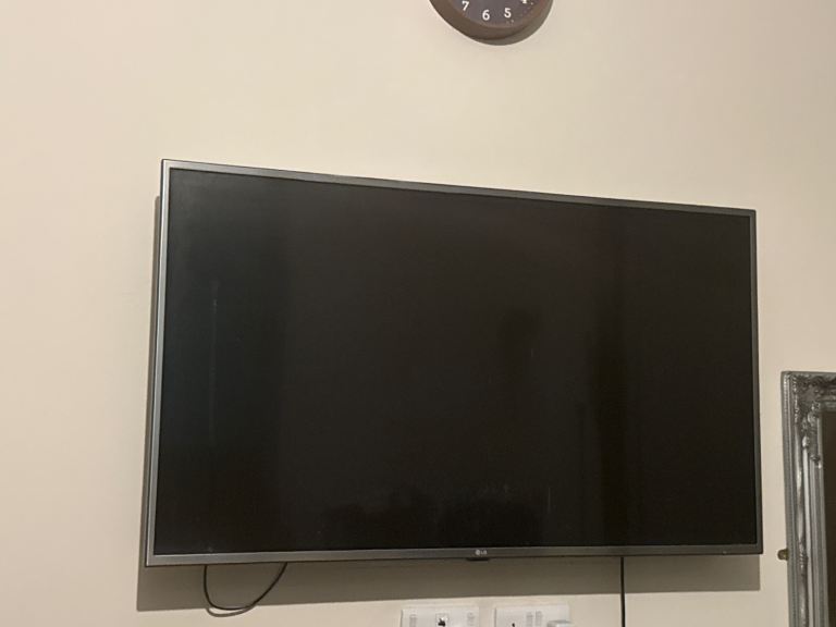 2016 LG TV with remote working 