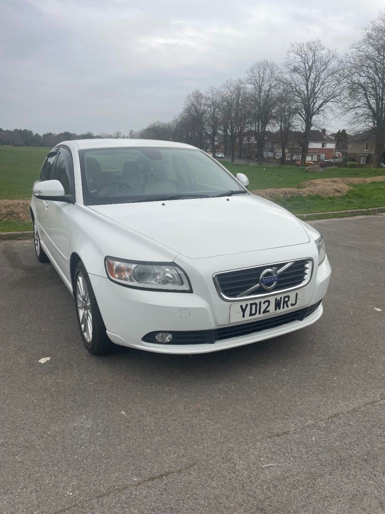 Volvo, S40, Saloon, 2012, Manual, 1999 (cc), 4 doors