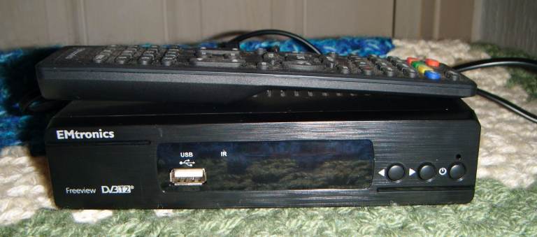 EMtronics HD, Freeview Box, DV3T2, USB to Record