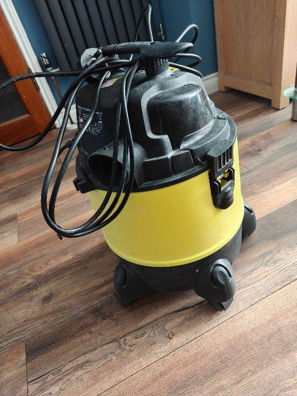 Parkside Yellow Dry Vacuum Cleaner – Good Condition